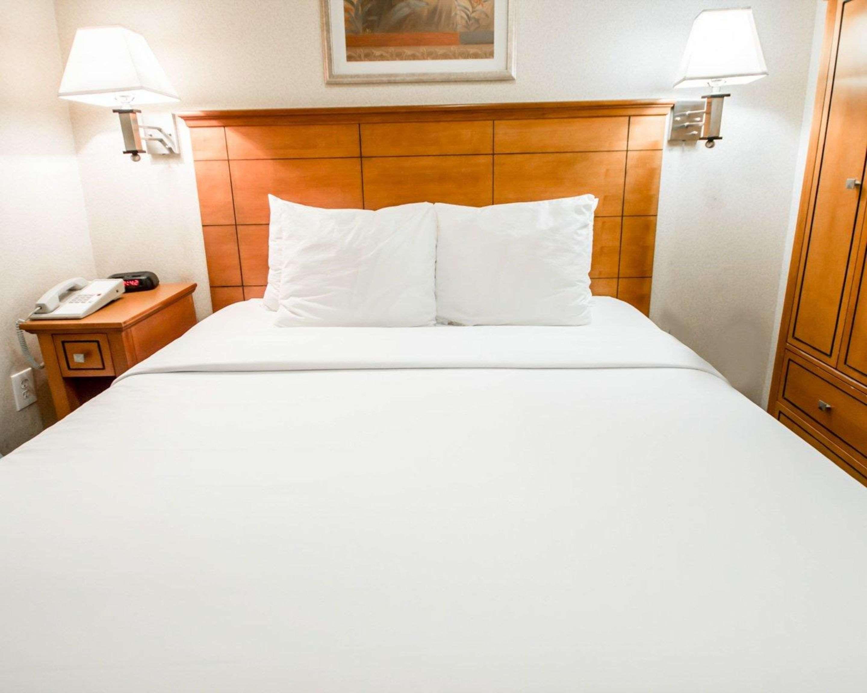 Econo Lodge Times Square Нью-Йорк Екстер'єр фото